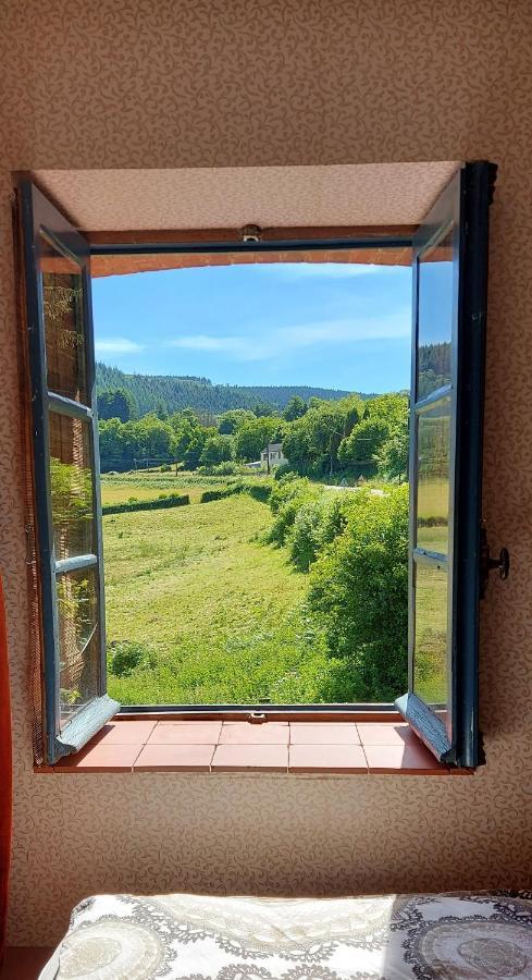 Chambres D'Hotes A L'Etang D'Yonne Arleuf Bagian luar foto