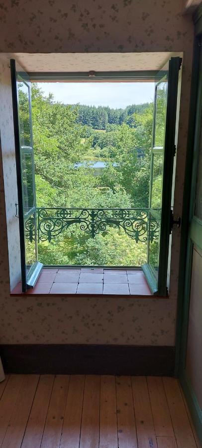 Chambres D'Hotes A L'Etang D'Yonne Arleuf Bagian luar foto